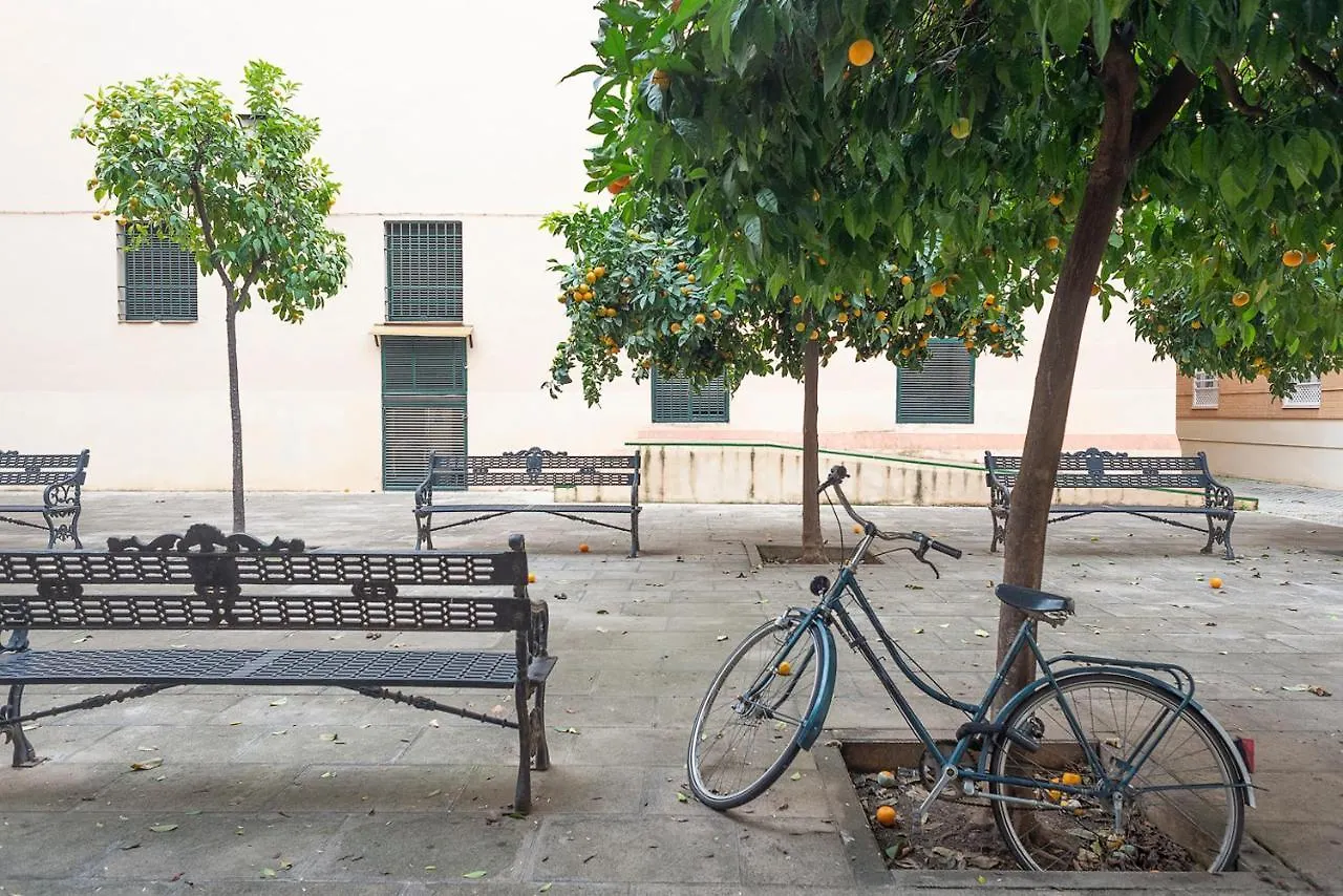 Alohamundi Escuelas Pias Seville Apartment